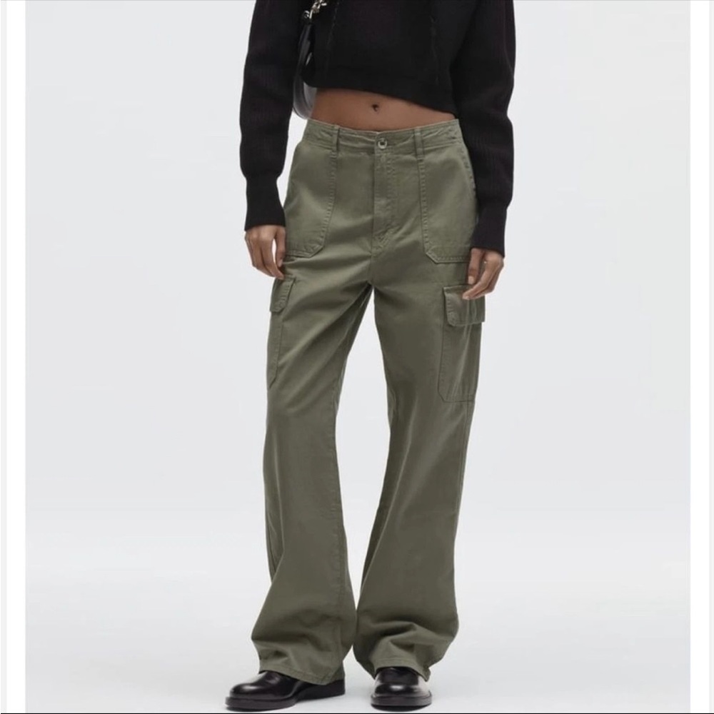 Zara Mid Rise Wide Leg Cargo Pants in Army Green 4